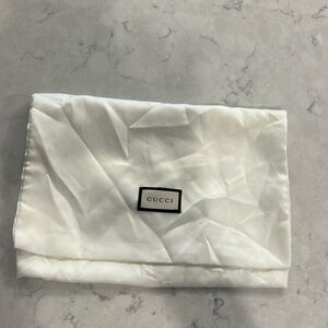 Gucci dust bag
